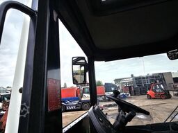 TERBERG RT283 / TERMINAL TRACTOR 4X4/ TURNING CHAIR. /A...