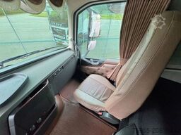 VOLVO FH GLOBETROTTER 6X2 701.000 KM SUPER CONDITION N
