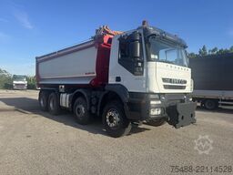 IVECO TRAKKER 450