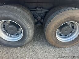 IVECO TRAKKER 450