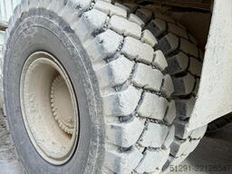 Caterpillar 775G