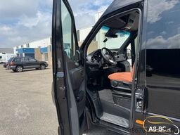 MERCEDES-BENZ 519 STORM 21 SITZE GROSSEN KOFFER