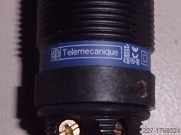 Telemecanique XS4 P30PA370B