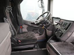 Scania R 450 tractor unit with Retarder
