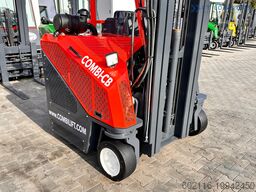 Combilift C3000CB / LPG / TRIPLEX MAST / 5500MM