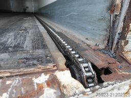 Jumbo Closed box trailer with chain system