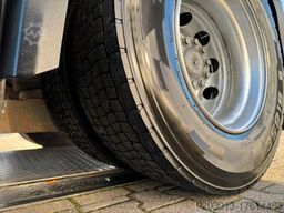 MERCEDES-BENZ Actros 1845 SZM 4x2 Streamspace *Retarder