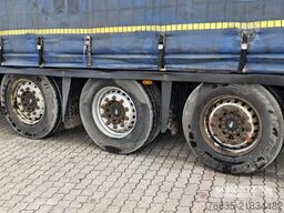 Schmitz Cargobull Curtainsider Mega