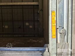 Schmitz Cargobull Curtainsider Mega