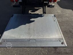 MERCEDES-BENZ ATEGO 821 L Kühlkoffer 4,30 m LBW 1 T*MITSUBISHI