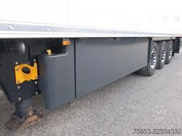 Schmitz Cargobull SKO 24 Doppelstock Carrier Vector HE 19