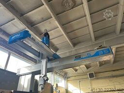 KraussMaffei KM 250-2000 CX Blue Power mit dem Robote