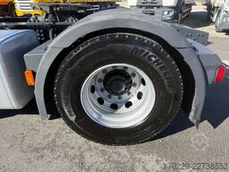 Iveco s-way 490