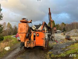 Tamrock DHA400 Drilling rig w/ CPR 438L hammer