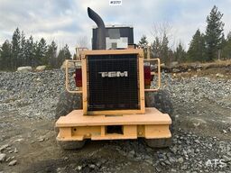 TCM 870 Wheel Loader w/ Bucket