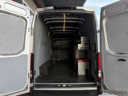 IVECO Daily 35S18 Hoch Klimaautom. Tempomat Unfallfzg.