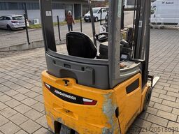 Jungheinrich EFG 215