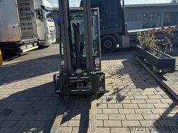 Jungheinrich EFG 220 ZVG 650DZ