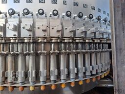 Linia do produkcji napojów KHS 16000 bph KHS 45-80-10 / KRONES Contiroll 745 / ZVT PSP 032 S