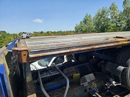 VAN HOOL 3B0073 | 3 AXLE FLATBED 13.60 MTR TWISTLOCKS FO...
