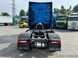RENAULT T520 4x2
