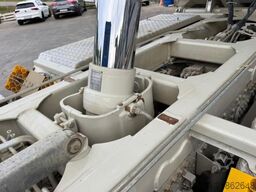 MERCEDES-BENZ Arocs 3246 8x4 Moser 3S