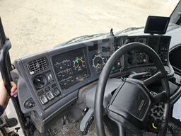 Scania R124 GB6X2NA 420