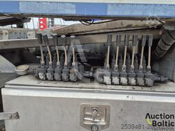 Mercedes-Benz Actros 1841