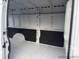 CITROEN Jumper L2H2 / AHK / Klima /118 TKM /Navi/ 3 Sitz