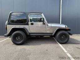 Jeep WRANGLER TJ 4.0i 4x4