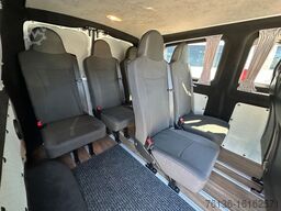 MERCEDES-BENZ eVito Elektro 9 Sitzer Automatik Klima