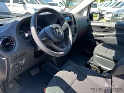 MERCEDES-BENZ eVito Elektro 9 Sitzer Automatik Klima