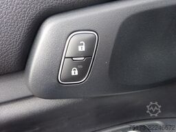 FORD Ranger XLT ExtraKab Winterd Streuer + Schild