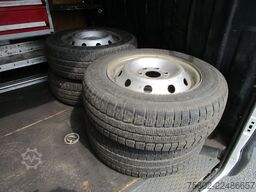 IVECO Daily 29L12V HPI 2.3 16V *3-Sitzer+AHK+Regale*