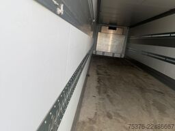 SCHMITZ CARGOBULL SKO 20 City damaged