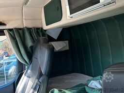 MERCEDES-BENZ 3253 + HIAB 302 Kran 8x2-4 HAD ALLRAD