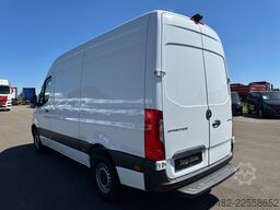 MERCEDES-BENZ Sprinter 317 CDI KA/L2H2/3665/MBUX/NAVI/AUTOMATI