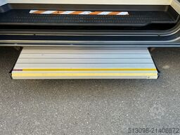 VOLKSWAGEN CRAFTER 2,0 TDI 9 SITZER KAMERA AHK KLIMA RAMPE