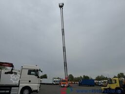 MAN 15.285 METZ Feuerwehr Drehleiter 30mRettungskorb