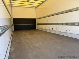 MERCEDES-BENZ ATEGO 818 L Koffer 6,1 m LBW 1 to. *AHK