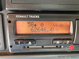 Renault D 12.240 + HYDRAULIC RAMPS + LIER 5400 KG + EUR...