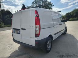 Mercedes-Benz 220 110 CDI