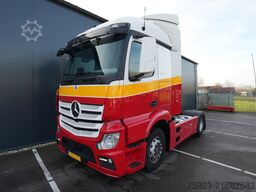 Mercedes-Benz Actros 1942 tractor unit
