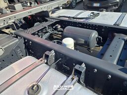 Iveco SWAY 480 MOTRICE 3 ASSI 12/2021