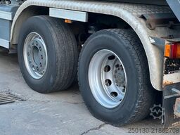 DAF CF 250 VDL-Abrollkipper mit Planenaufbau u. LBW