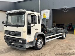 Volvo FL220 19t HAAKSYSTEEM+LAADKRAAN