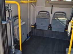 MERCEDES-BENZ Sprinter 516 Heckniederflur City Schlafsessel