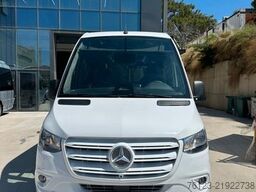 MERCEDES-BENZ Sprinter 515 Heckniederflur 2 x vorhanden