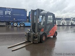  H30D-02 Stapler /  Swiss-Vehicle