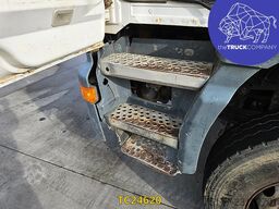 Mercedes-Benz Actros 3348